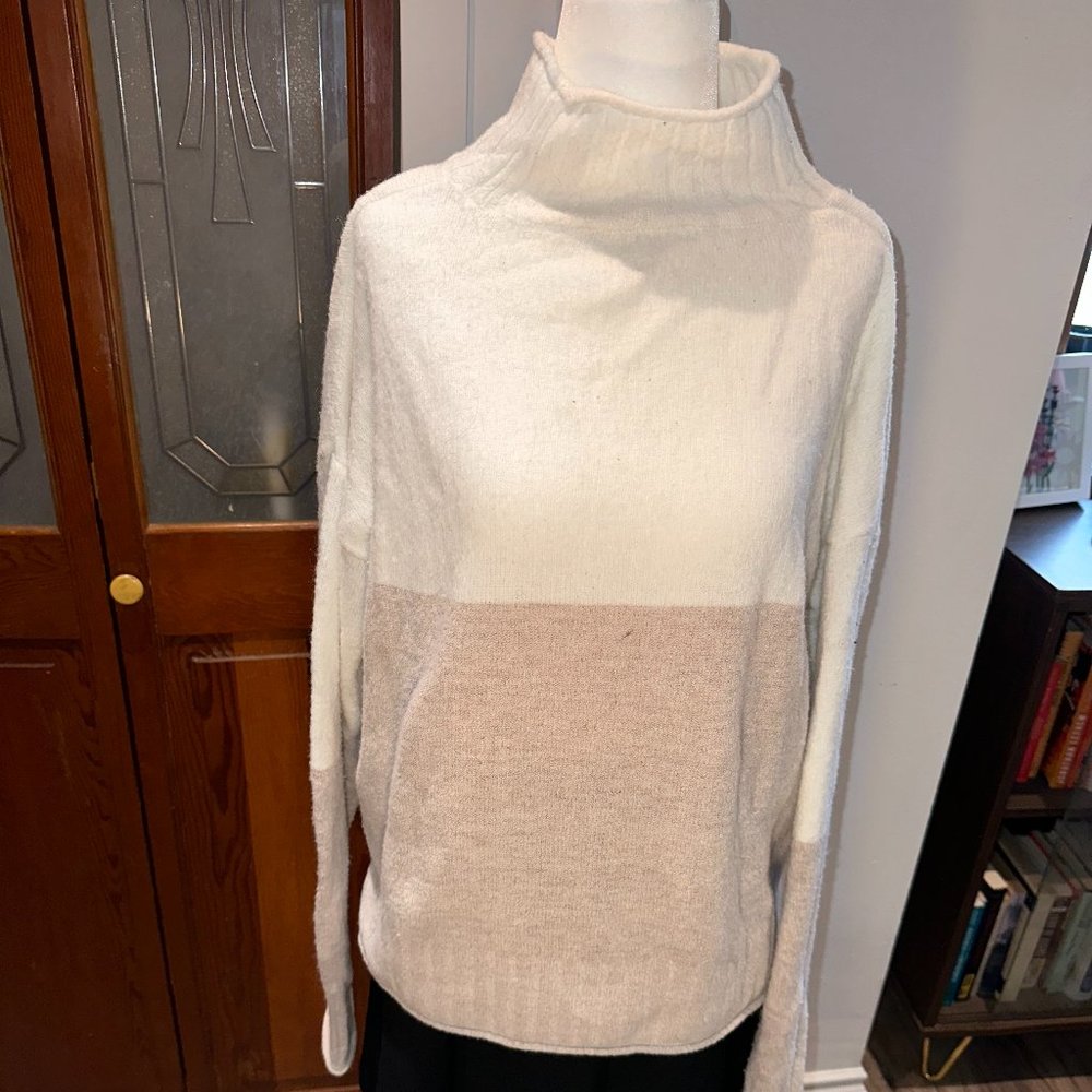 Mendocino (Seven Sisters) - Color Block Sweater - L